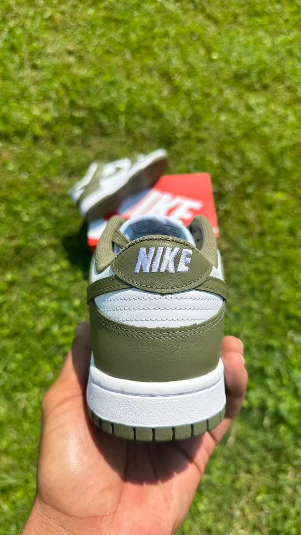 Nike Dunk Low image